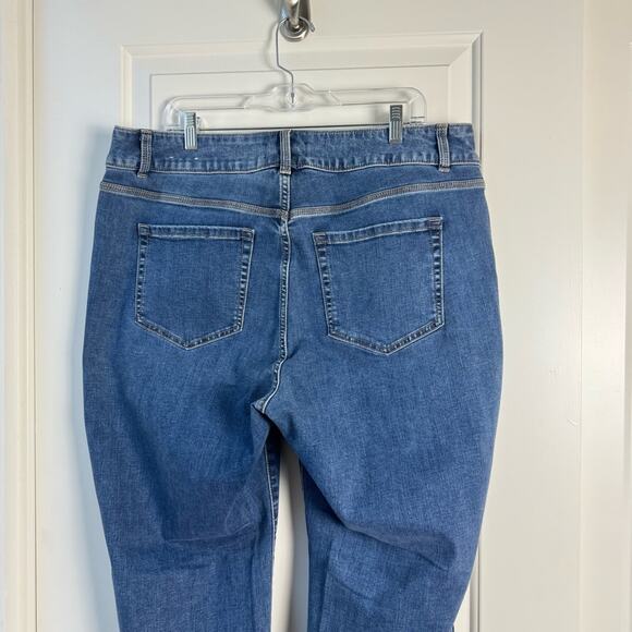 Lane Bryant High Rise Boot Cut Jeans Tighter Tummy 20 - Picture 5 of 8